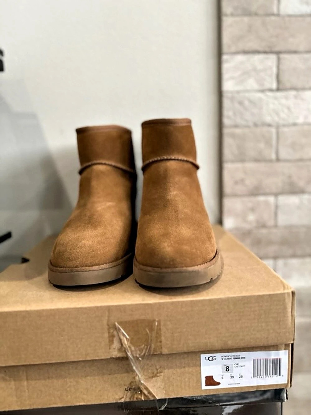 UGG Classic Femme Mini Boots Brown US 8